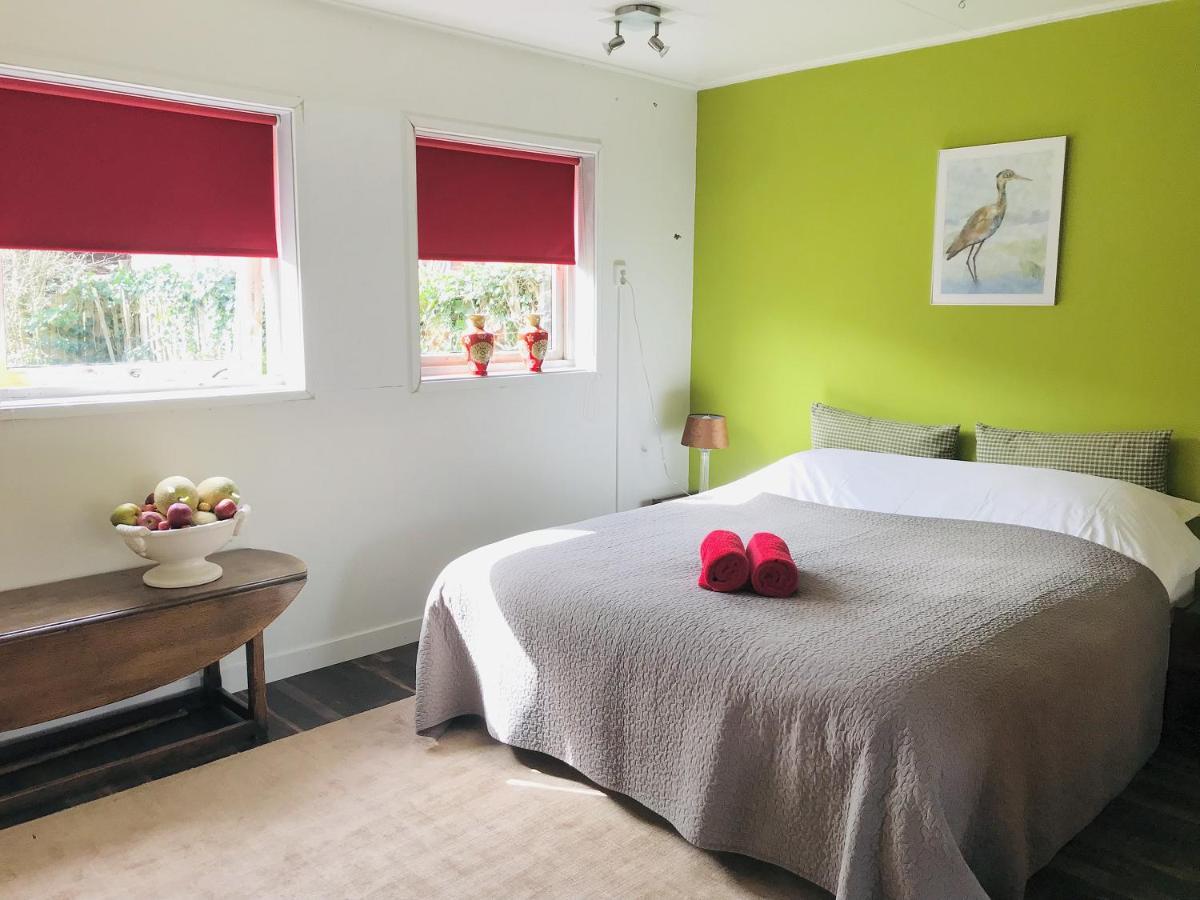 Bed and Breakfast De Fryske Wyn Ferwerd Экстерьер фото